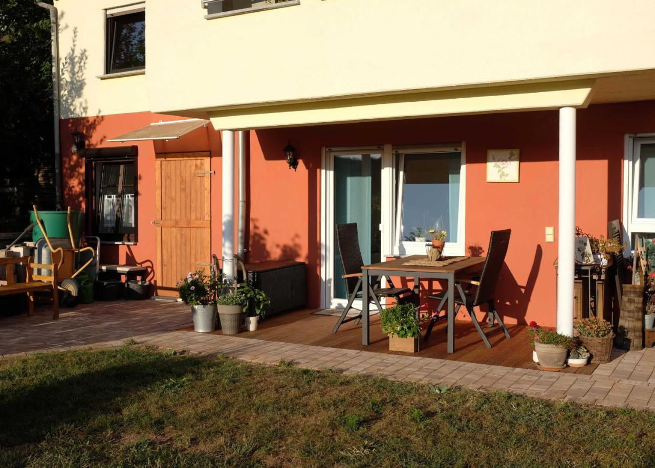 Ferienwohnung Im Paradies Momlingen المظهر الخارجي الصورة